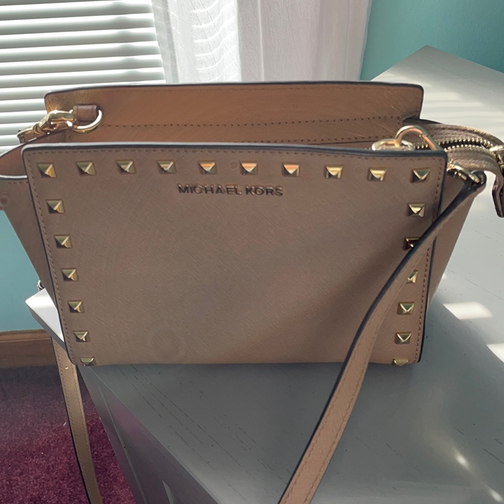 Michael Kors Crossbody Purse